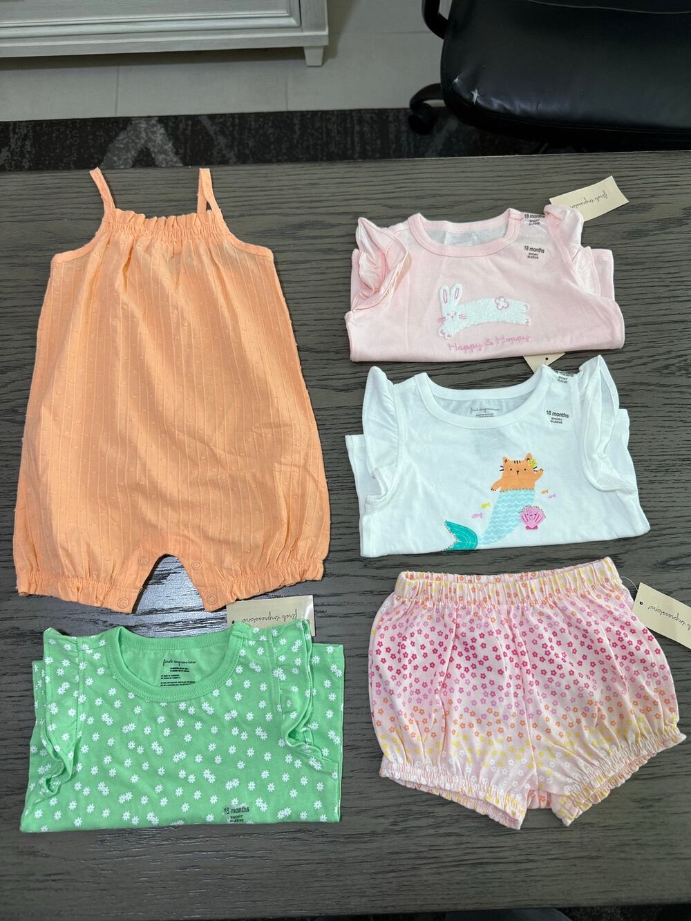 New Girls 5 piece Girls Bundle-18mths (Retail $55)